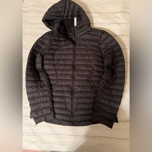 Lululemon pack it down jacket